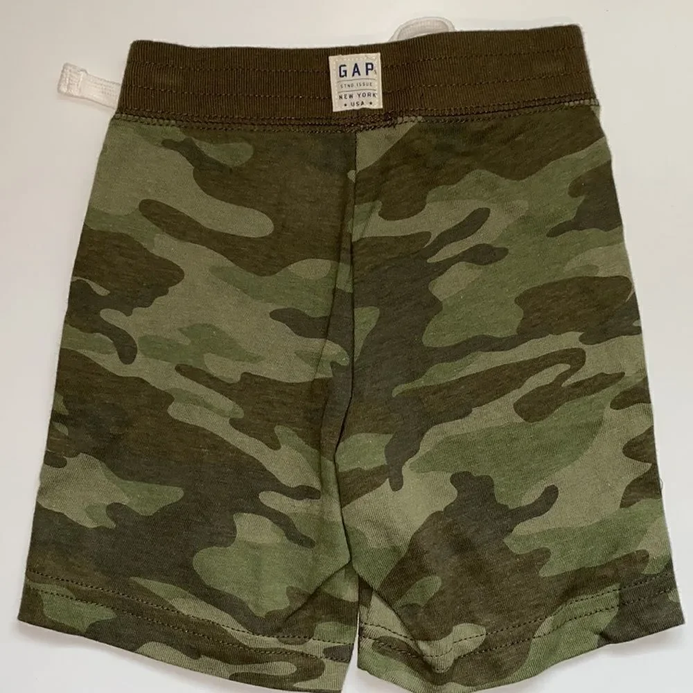 Gap short   boys kids sz 6-12 months New